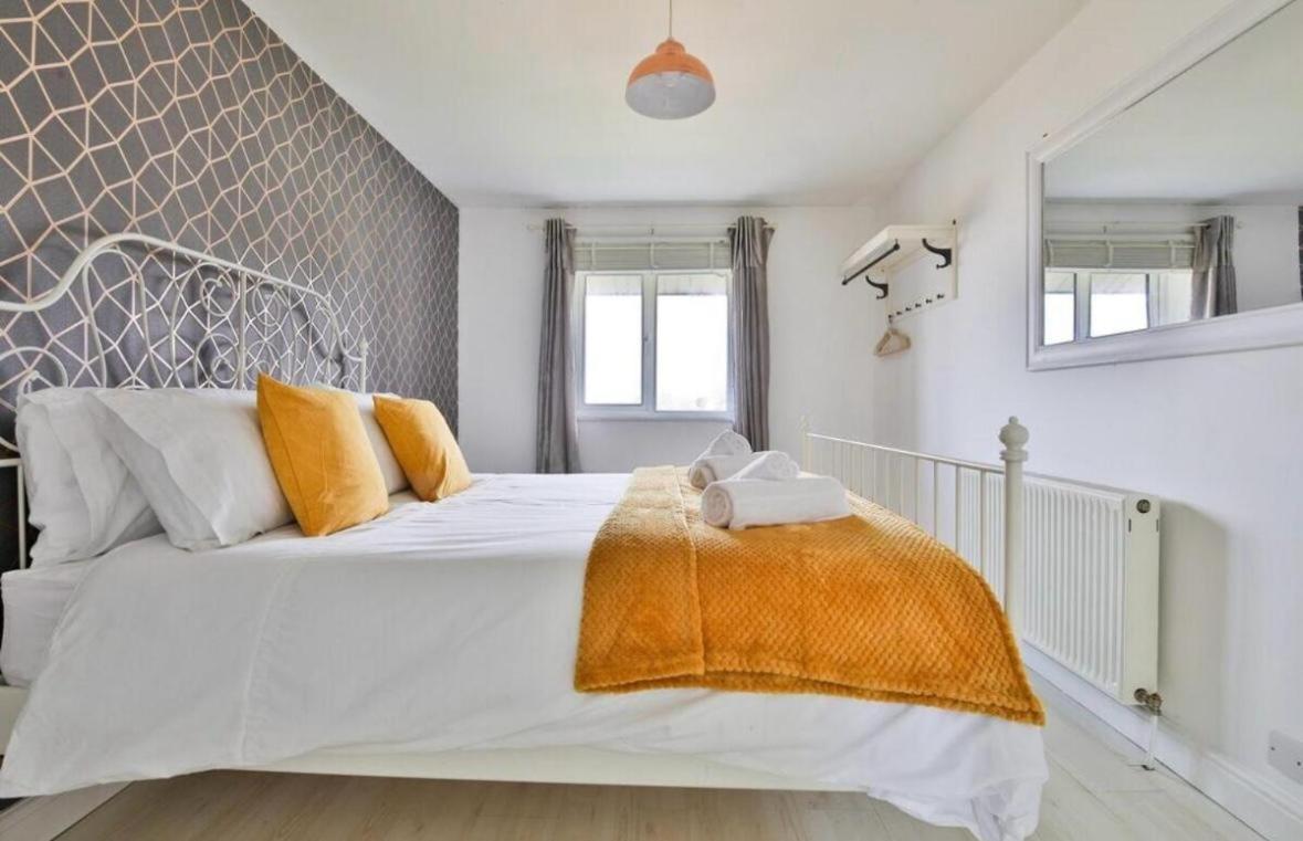 Royal Crescent View Apartment Bath Luaran gambar