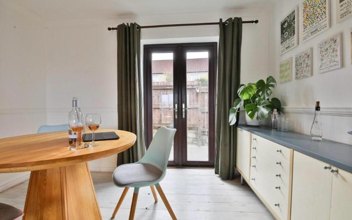 Royal Crescent View Apartment Bath Luaran gambar