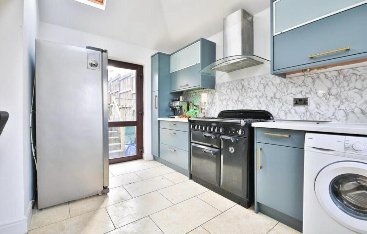 Royal Crescent View Apartment Bath Luaran gambar