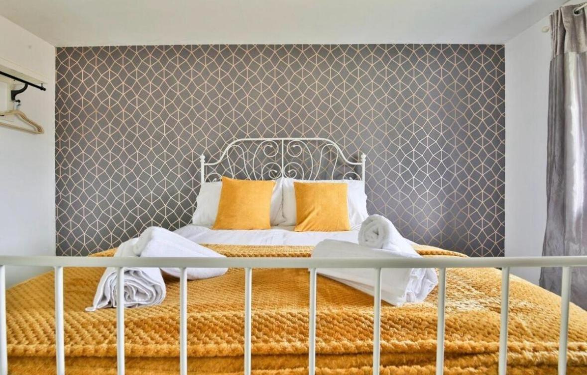 Royal Crescent View Apartment Bath Luaran gambar